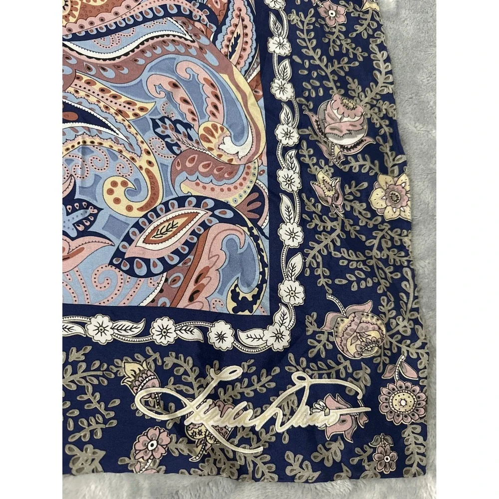 Linda Dano‎ Silk Scarf